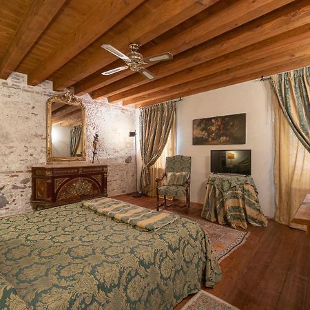 Carre Locanda La Corte Dei Galli المظهر الخارجي الصورة