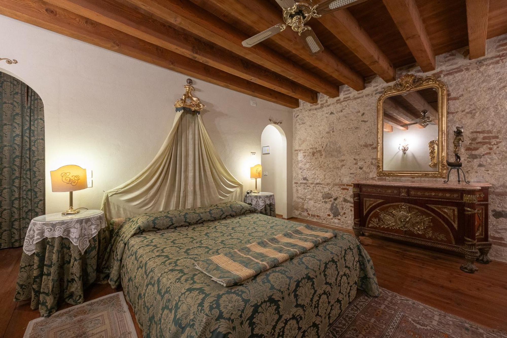 Carre Locanda La Corte Dei Galli المظهر الخارجي الصورة