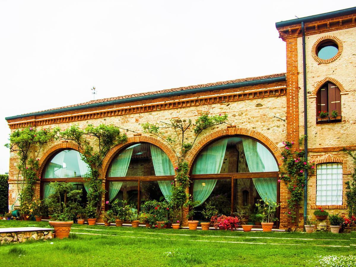 Carre Locanda La Corte Dei Galli المظهر الخارجي الصورة