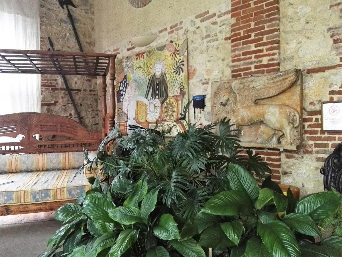 Carre Locanda La Corte Dei Galli المظهر الخارجي الصورة